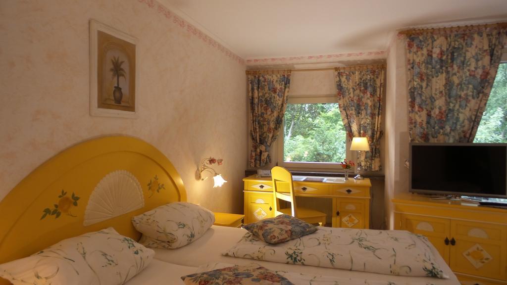 Hotel Historischer Krug Oeversee Extérieur photo